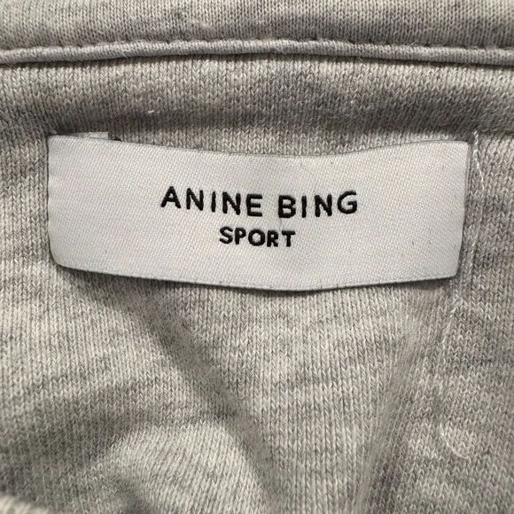 Auth. ✅ ANINE Bing “Tyler” Crewneck in “Gray” Size Medium🩶 - Picture 9 of 14